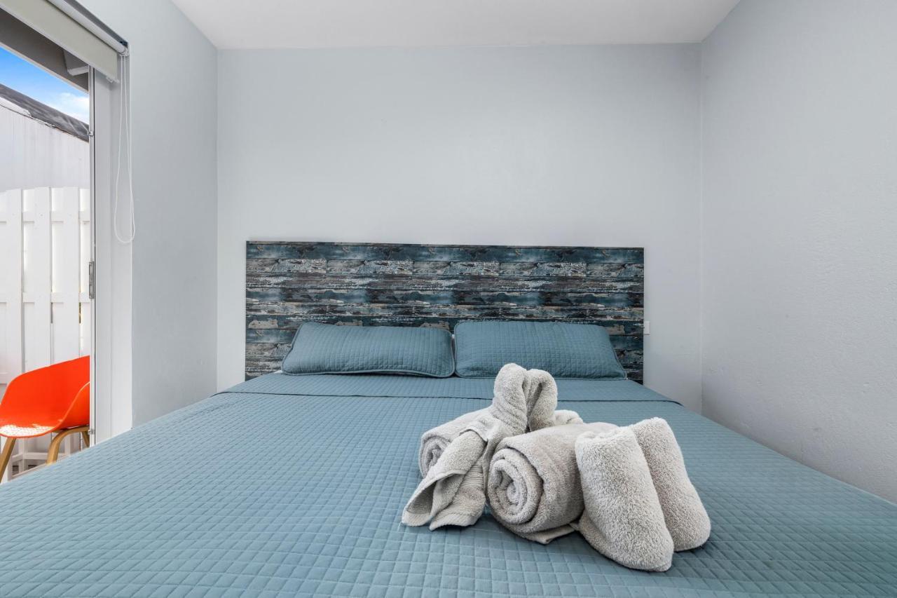 The Lizard Apartment Palm Beach Luaran gambar